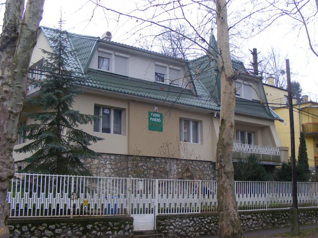 Prima Piheno Hotel Miskolc Exterior photo